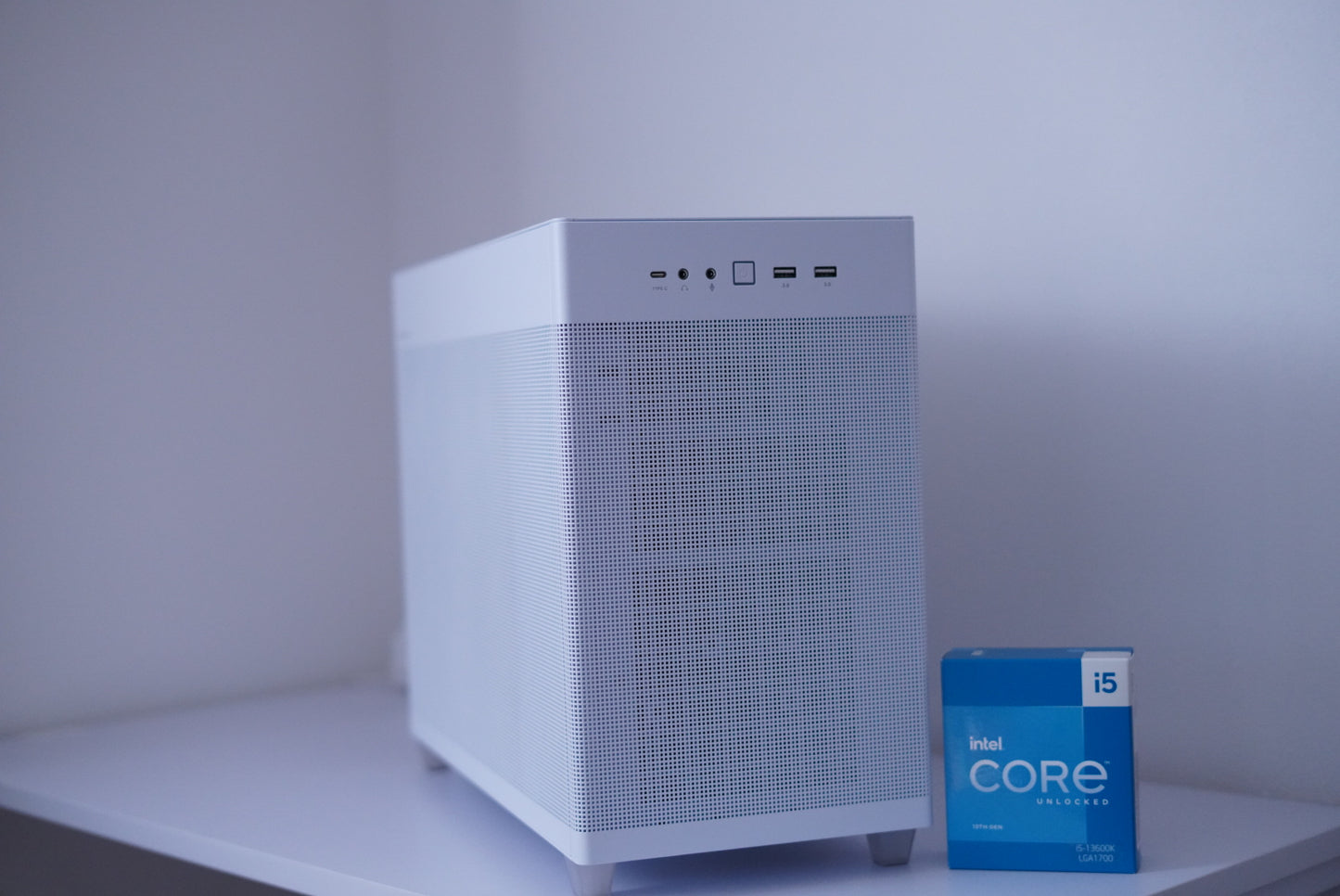 最新13世代 CPU 13600KF RTX3060 コンパクトサイズ ゲーミングPC